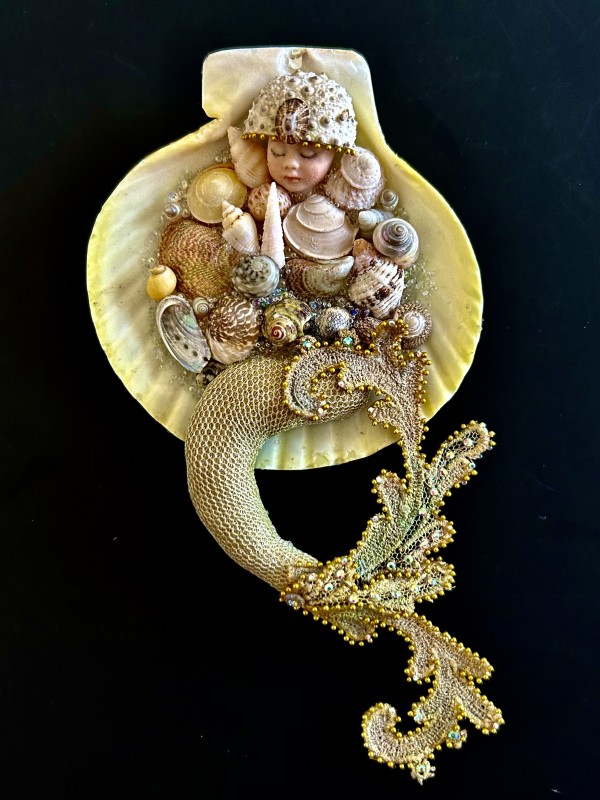 Scallop Mini Merbaby2 by Stephanie Blythe