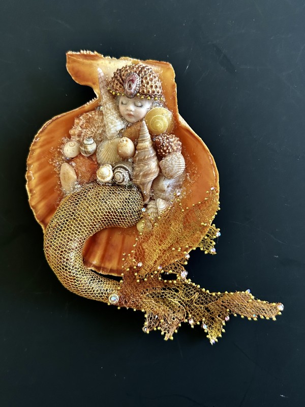 Scallop Mini Merbaby4 by Stephanie Blythe